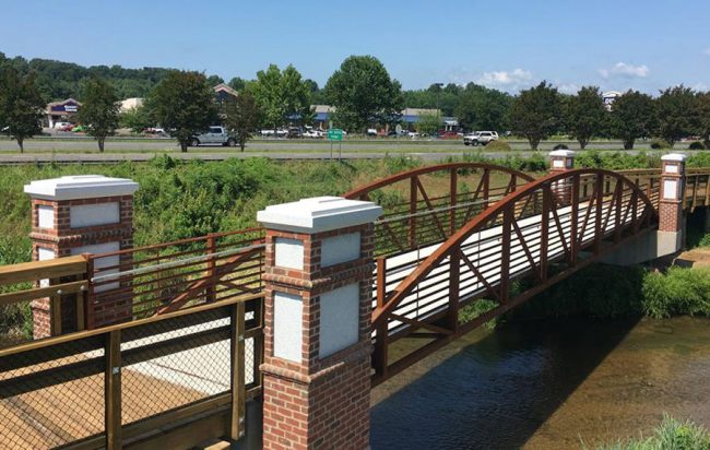 Walking Bridge, Mount Airy, NC – Streetscape