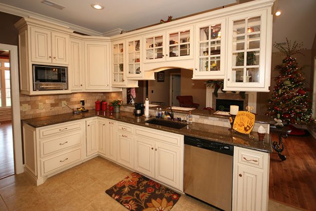 New Home Kitchen - Colt Simmons Construction